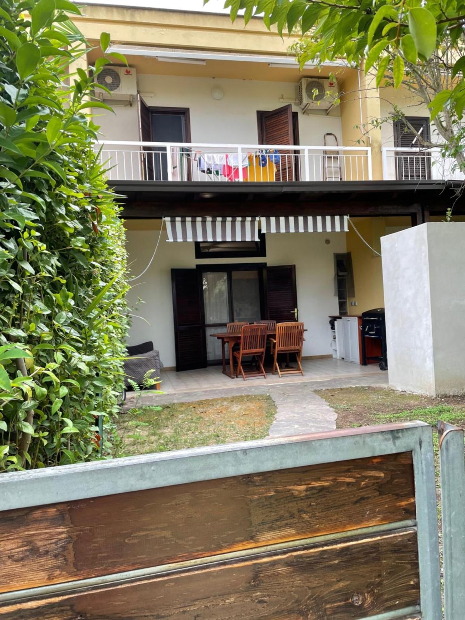 Villetta A Schiera In Villaggio Metatur Metaponto Exterior photo